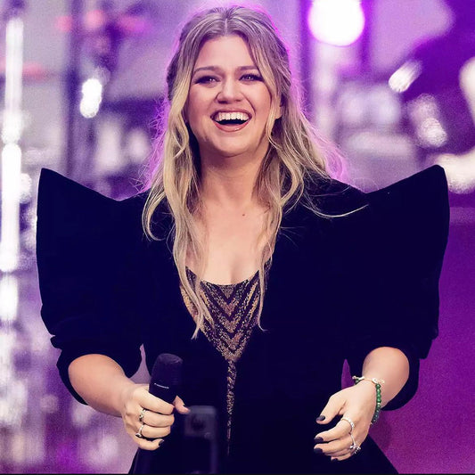 Kelly Clarkson stuns in April & Alex Bold Blazer on the Today Show